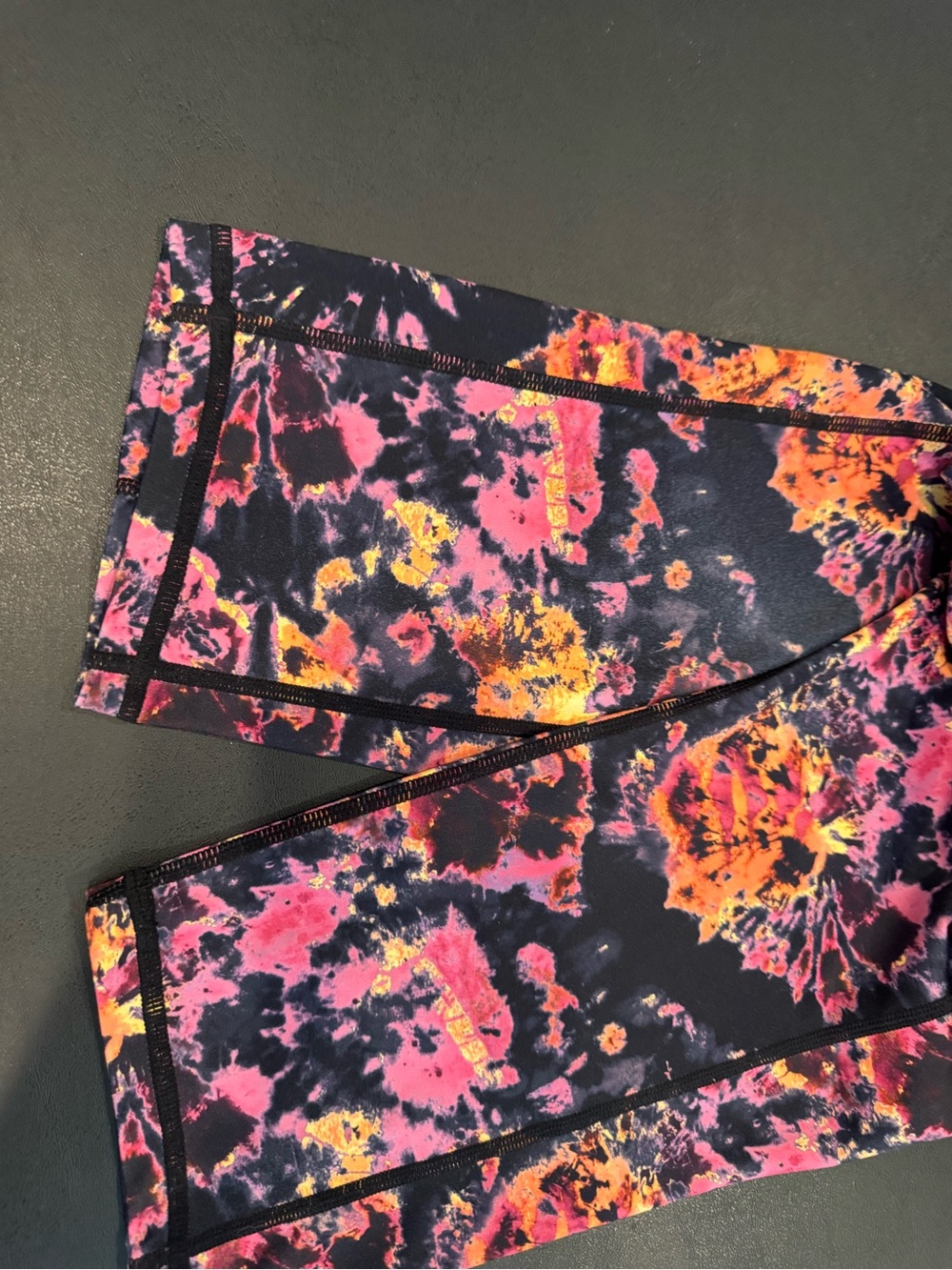 CVG Acid Wash Tie-Dye (RETIRED PRINT) Capri Leggings - Picture 5 of 9